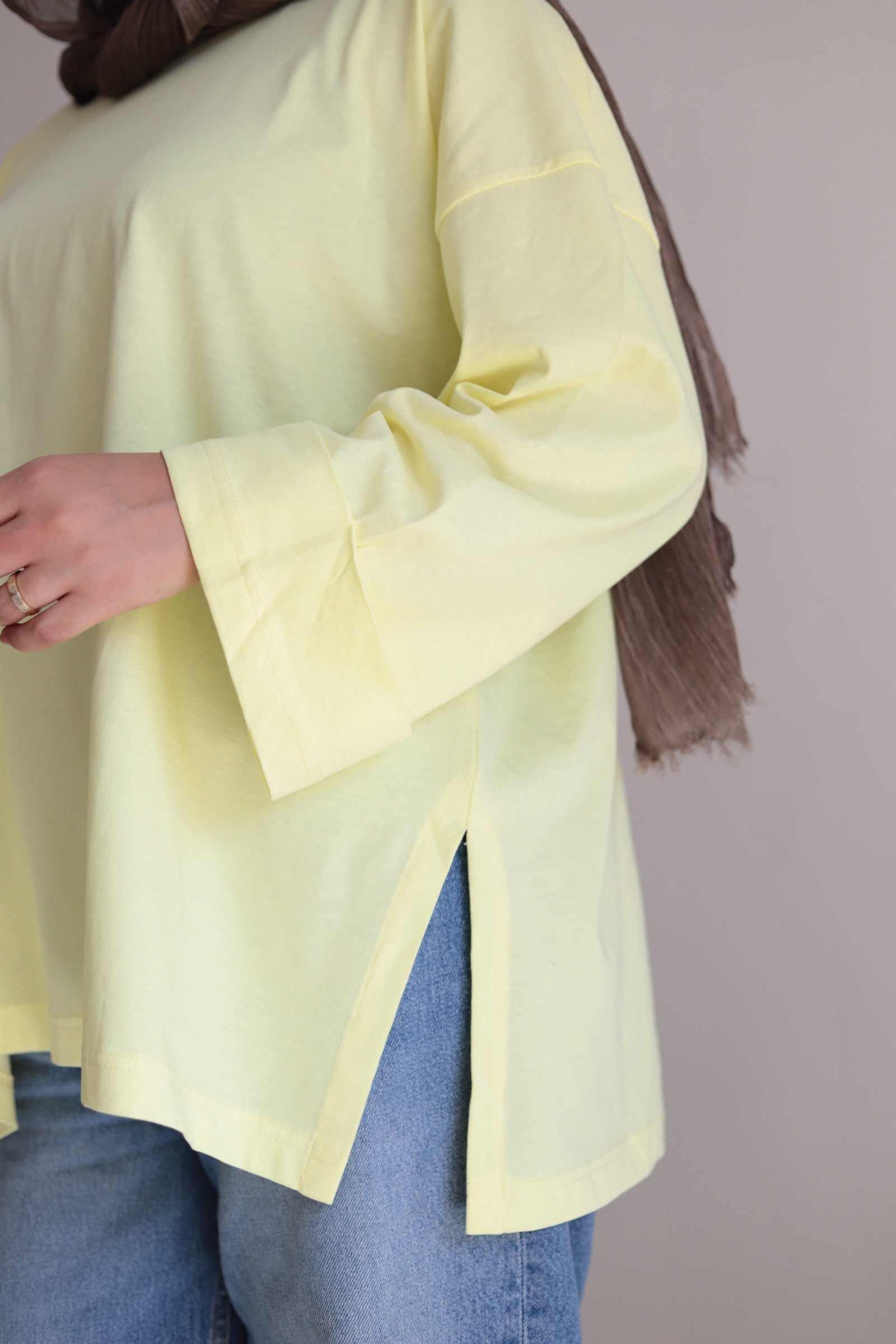Butter yellow t-shirt