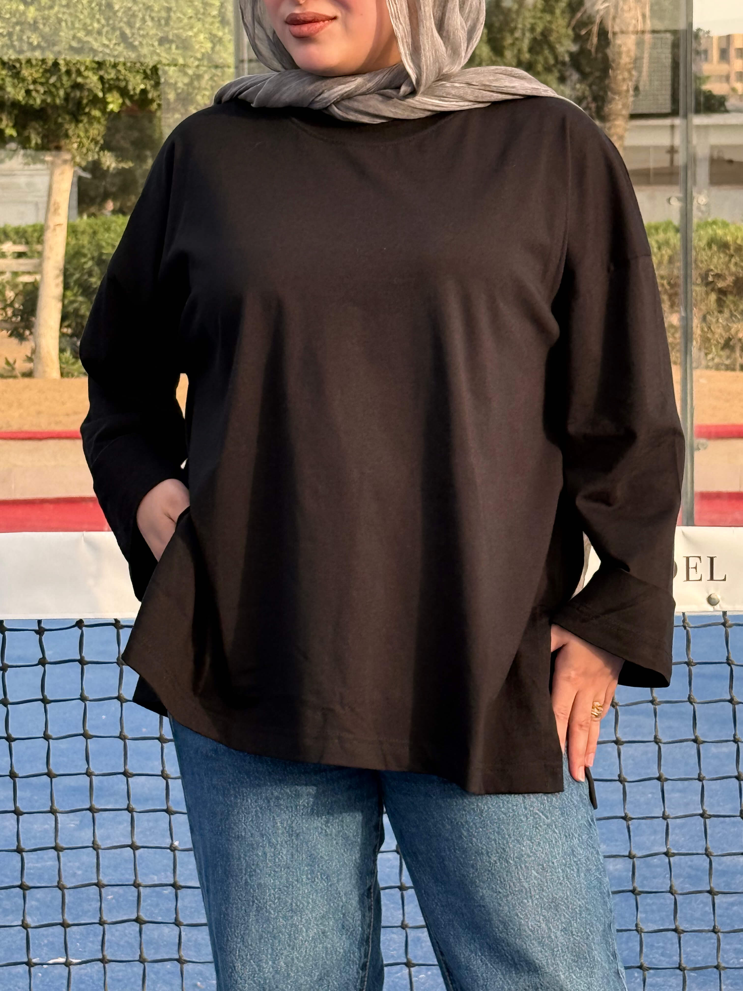 Black tshirt